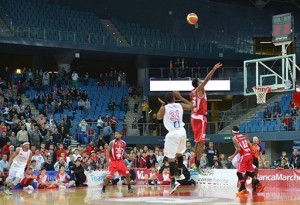 Elston Turner vs Pistoia 9mar2014