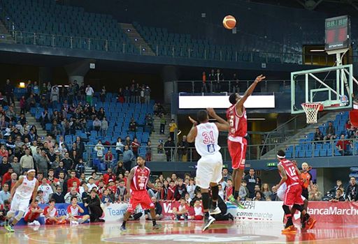 Elston Turner vs Pistoia 9mar2014